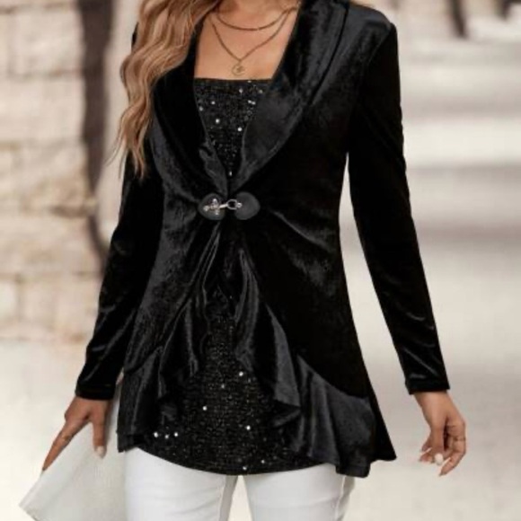 Elegant Black Velvet Button Front Blazer Top ✨Woman’s size M - Picture 3 of 8